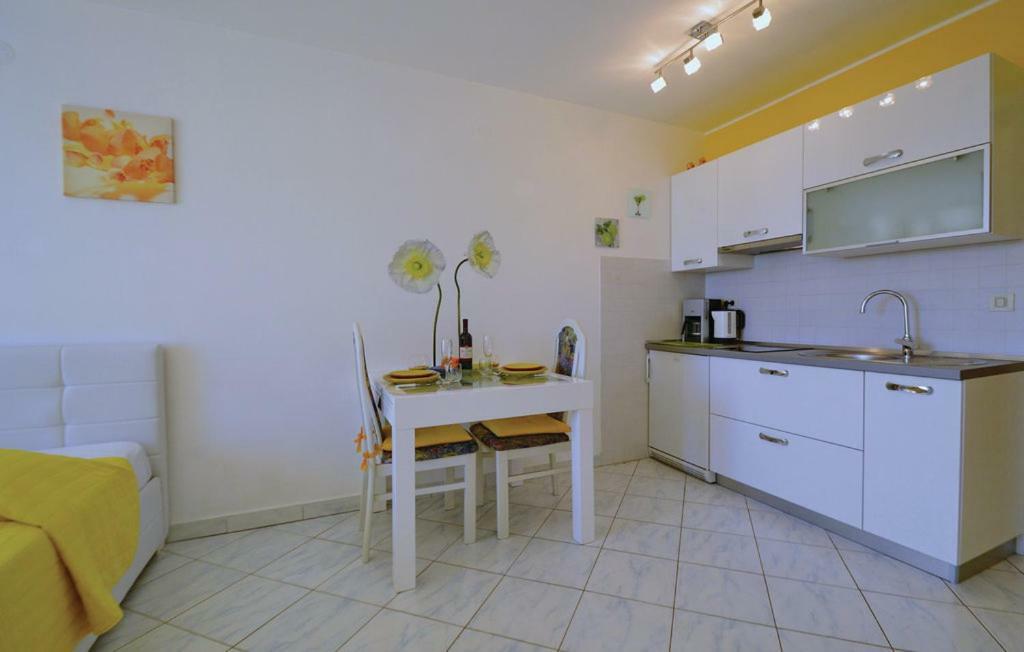 Apartment Rosana Rabac Bagian luar foto